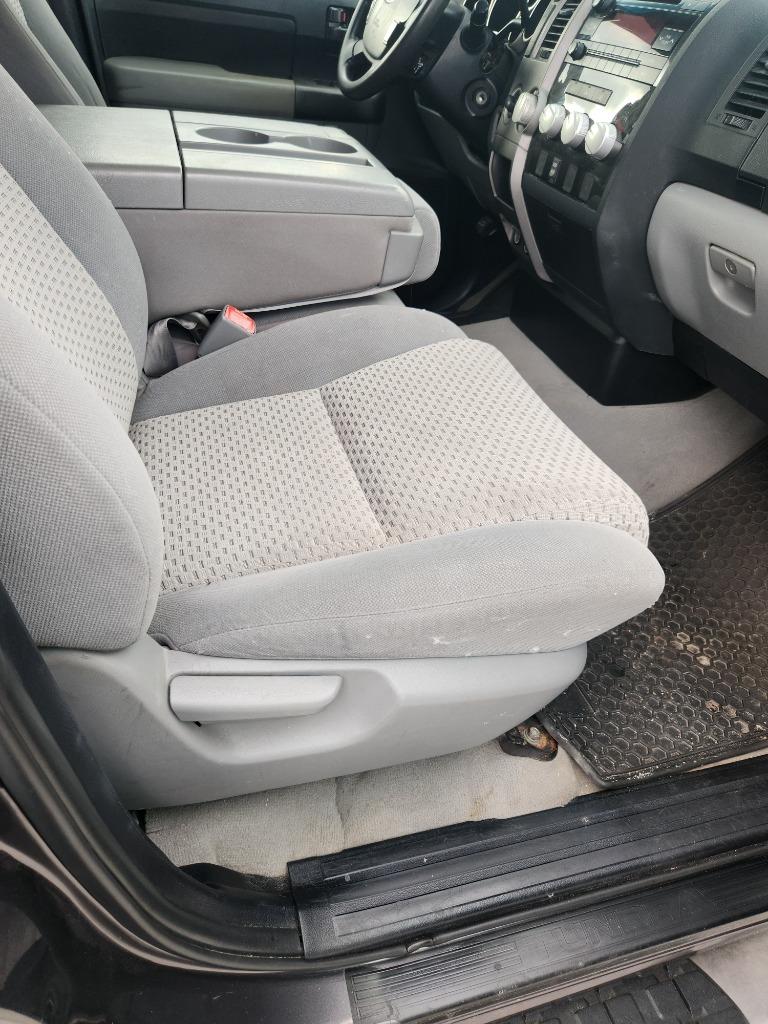 2011 Toyota Tundra Tundra Grade - Photo 12