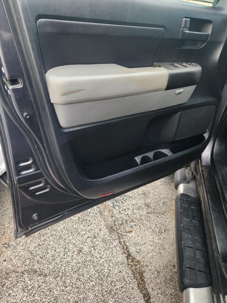 2011 Toyota Tundra Tundra Grade - Photo 11