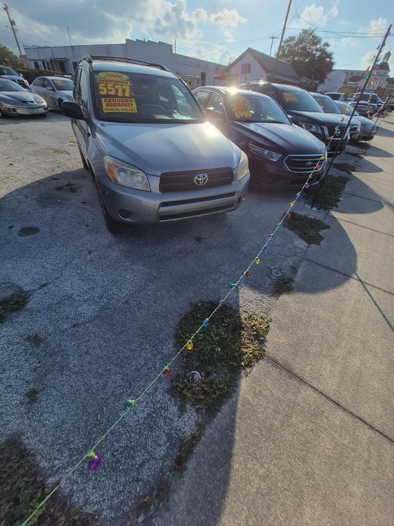 2006 Toyota RAV4 Base's photo