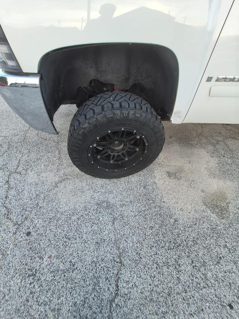 2009 Chevrolet Silverado 2500HD Work Truck - Photo 12