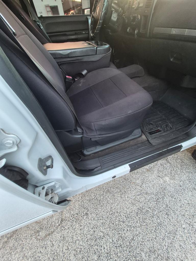 2009 Chevrolet Silverado 2500HD Work Truck - Photo 9