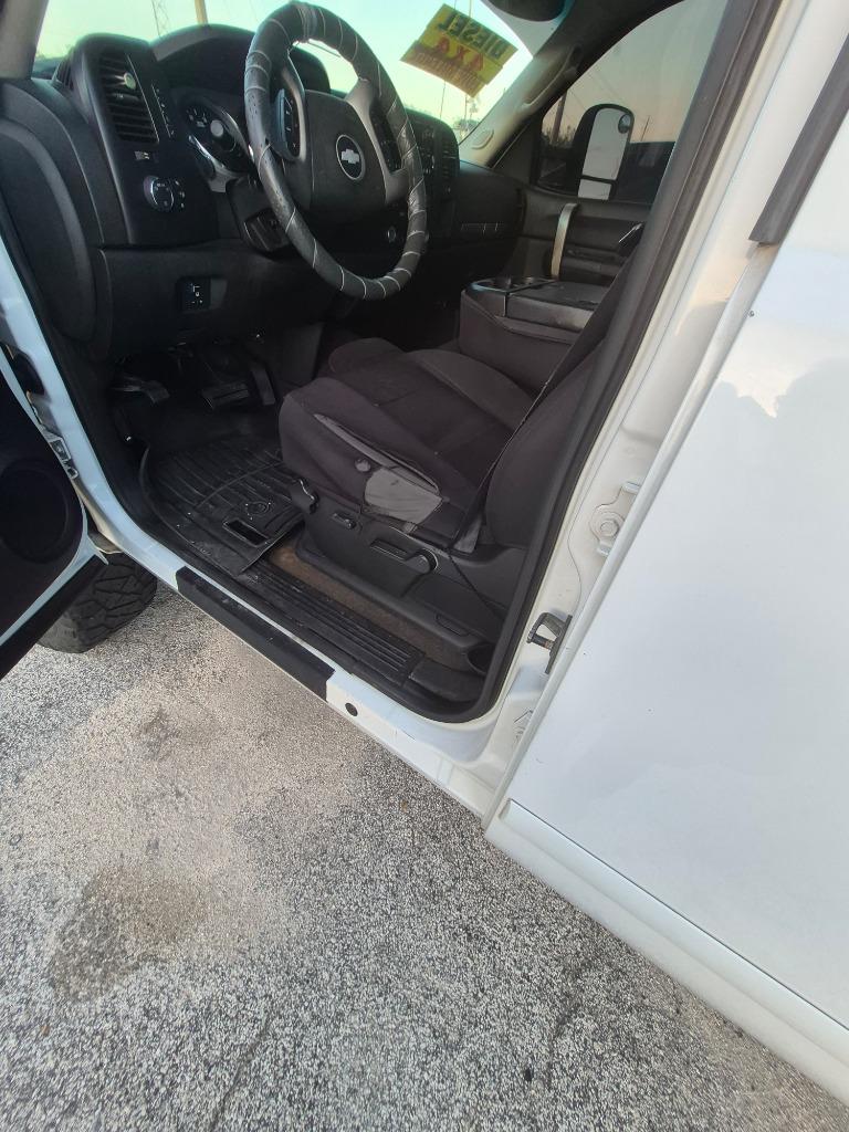 2009 Chevrolet Silverado 2500HD Work Truck - Photo 6