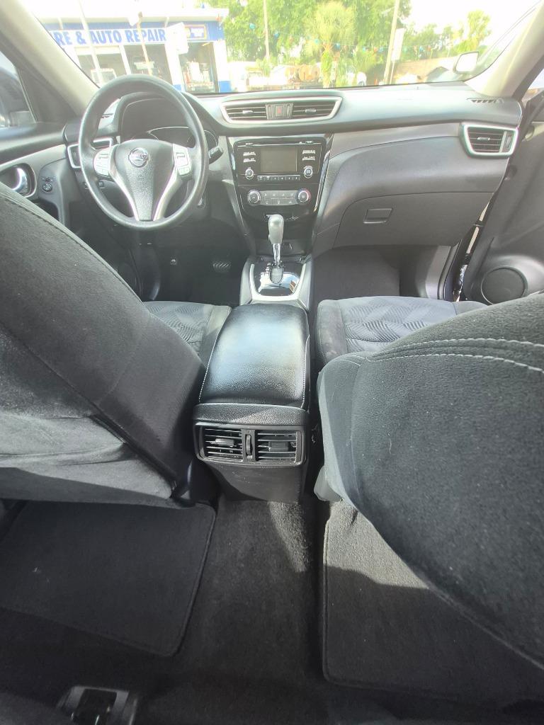 2016 Nissan Rogue S - Photo 11