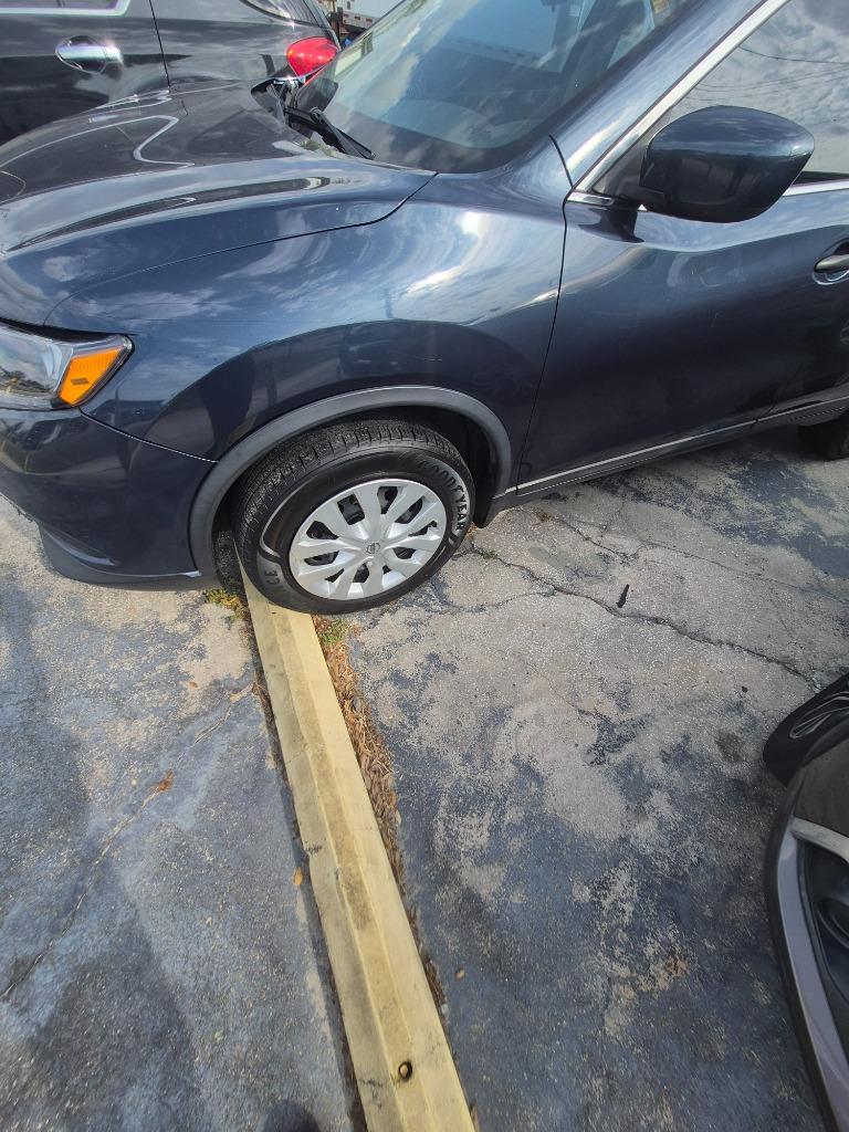 2016 Nissan Rogue S - Photo 14